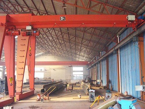 BMH型電動(dòng)葫蘆門(mén)式起重機(jī)